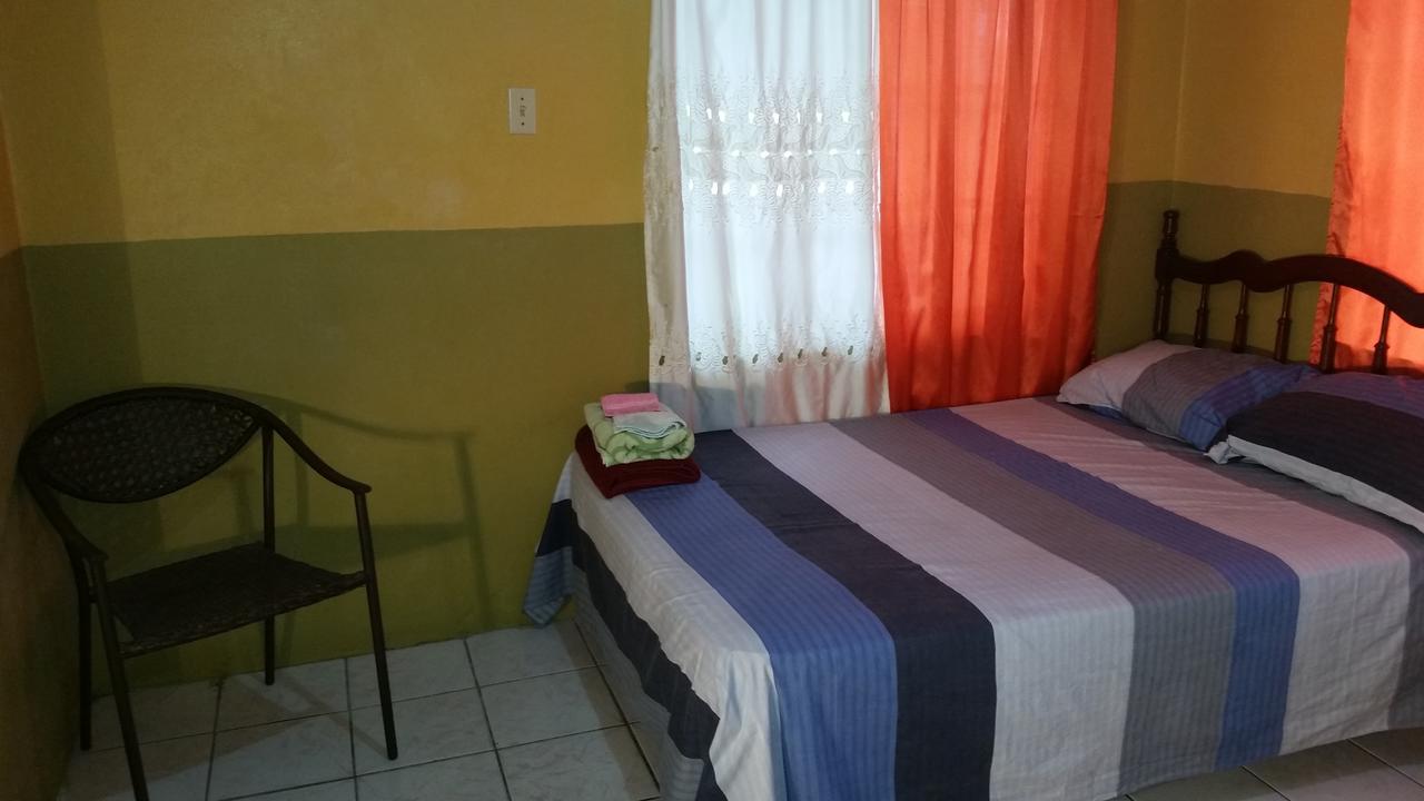 Dancehall Hostel Kingston Exterior foto